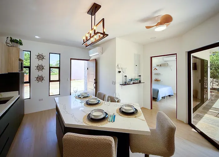Holiday home Avellanas With Private Pool, Casa Greki *