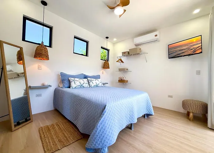 Avellanas With Private Pool, Casa Greki